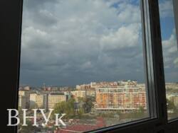 ������ 3-������� �������� 100 �² � ���������� ����� � �� ����������������� ���� 4