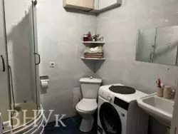 Простора 4-кімнатна квартира з власним входом, р-н Дружба фото 19 Простора 4-кімнатна квартира з власним входом, р-н Дружба фото 19