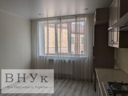 Продам двокімнатну квартиру в центрі міста фото 3 Продам двокімнатну квартиру в центрі міста фото 3