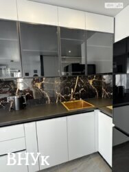 Продаю 1-кімнатну квартиру з сучасним ремонтом фото 3 Продаю 1-кімнатну квартиру з сучасним ремонтом фото 3