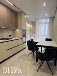 ������ ��������, ������ 77 ��.� � ������ ����� �����-����������. ���� 1