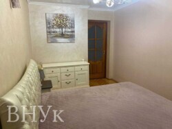 Продається простора 3-кімнатна квартира з євроремонтом у цегляному будинку фото 2 Продається простора 3-кімнатна квартира з євроремонтом у цегляному будинку фото 2