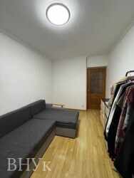 Продам простору 3-кімнатну квартиру . фото 5 Продам простору 3-кімнатну квартиру . фото 5