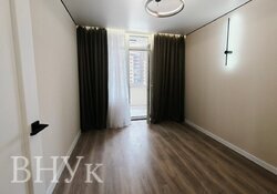Продаю сучасну 2-к квартиру з гардеробною фото 3 Продаю сучасну 2-к квартиру з гардеробною фото 3