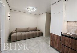 Продаю сучасну 2-к квартиру з гардеробною фото 4 Продаю сучасну 2-к квартиру з гардеробною фото 4