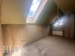 Продається велика 4-кімнатна квартира в будинку клубного типу по вул. Корнея Толстюка (колишня Достоєвського). фото 4 Продається велика 4-кімнатна квартира в будинку клубного типу по вул. Корнея Толстюка (колишня Достоєвського). фото 4