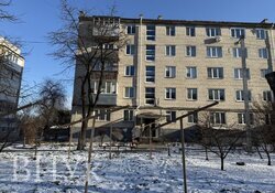 Продається затишна 2 кімнатна квартира на зручному 3-му поверсі фото 1 Продається затишна 2 кімнатна квартира на зручному 3-му поверсі фото 1