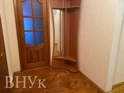 Продається простора 3-кімнатна квартира з євроремонтом у цегляному будинку фото 11 Продається простора 3-кімнатна квартира з євроремонтом у цегляному будинку фото 11