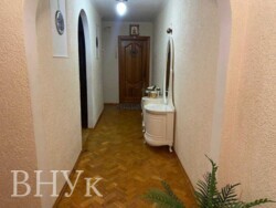 Продається простора 3-кімнатна квартира з євроремонтом у цегляному будинку фото 10 Продається простора 3-кімнатна квартира з євроремонтом у цегляному будинку фото 10