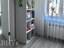 Продам трикімнатну квартиру з видом на озеро фото 7 Продам трикімнатну квартиру з видом на озеро фото 7