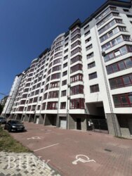 Видова однокімнатна квартира в чудовому місці в 5 хвилинах від центру міста, чудові локації ( паркова зона, озеро, річка, дитячий майданчик) фото 2 Видова однокімнатна квартира в чудовому місці в 5 хвилинах від центру міста, чудові локації ( паркова зона, озеро, річка, дитячий майданчик) фото 2