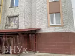 Простора 4-кімнатна квартира з власним входом, р-н Дружба фото 21 Простора 4-кімнатна квартира з власним входом, р-н Дружба фото 21