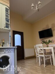 1-кімнатна квартира в самому серці міста фото 3 1-кімнатна квартира в самому серці міста фото 3