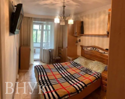 Продам простору 3-х кімнатну квартиру за супер-ціною!!! фото 1 Продам простору 3-х кімнатну квартиру за супер-ціною!!! фото 1