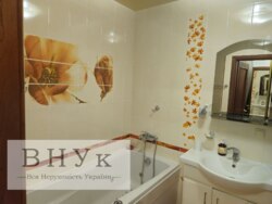 ������ 3-�i��. �������� �� ����� � ����i��� ��������� ������� ���� 10