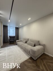 ������ ��������, ������ 77 ��.� � ������ ����� �����-����������. ���� 14