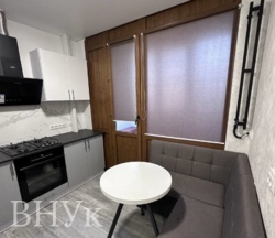 ��������� �������� ������������, �������, 8 ������� ���� 10