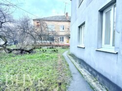 Продаю затишну 2-кімнатну квартиру фото 12 Продаю затишну 2-кімнатну квартиру фото 12