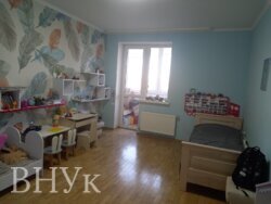 ������ 3-������� �������� 82 ��,� � ��������� ���� 4