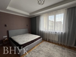 Продаж просторої дворівневої квартири фото 2 Продаж просторої дворівневої квартири фото 2