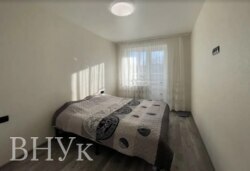 ������ �������� 4-������� �������� � ������ �������� ���� 7