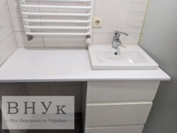 Продам двокімнатну квартиру в центрі міста фото 11 Продам двокімнатну квартиру в центрі міста фото 11