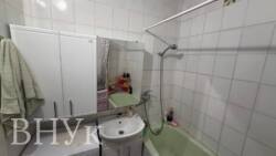 Продаж трирівневої квартири котеджного типу з гаражем і особистим подвір'ям фото 12 Продаж трирівневої квартири котеджного типу з гаражем і особистим подвір'ям фото 12