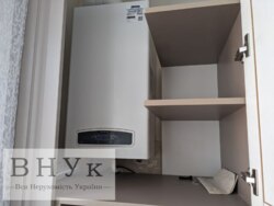 Продам двокімнатну квартиру в центрі міста фото 8 Продам двокімнатну квартиру в центрі міста фото 8