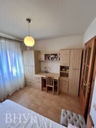 Продається двостороння простора 3-кімнатна квартира фото 8 Продається двостороння простора 3-кімнатна квартира фото 8