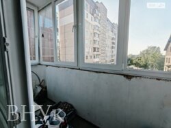Однокімнатна квартира на Курбаса фото 11 Однокімнатна квартира на Курбаса фото 11
