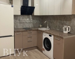 ��������� 1,5 ������� ����� �� ������� �������� ���� 7