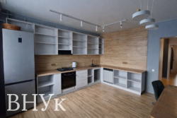 ������� 3-������� �������� � �������� � ������� � ����������� �� Caramel Residence ���� 1