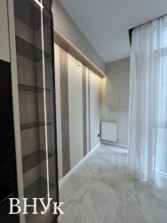 ������ ��������, ������ 77 ��.� � ������ ����� �����-����������. ���� 7