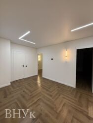 ������ ������������ 3-������� �������� � �� Manhattan AP ���� 4