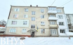 Продаю 2-кімнатну квартиру в серці міста Луцька фото 1 Продаю 2-кімнатну квартиру в серці міста Луцька фото 1