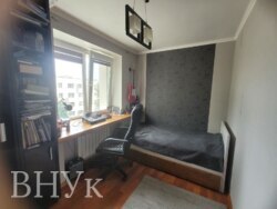 ��������� 4-������� ( ����� �����)����� 2 ������ � ������ ��� ����������! ���� 9