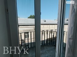 Продається квартира в центрі Тернополя , заходь і живи! фото 4 Продається квартира в центрі Тернополя , заходь і живи! фото 4
