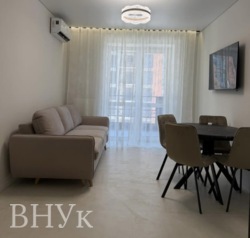 1.5 ������� �������� �� West Towers ���� 5