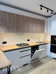 Продаж сучасної однокімнатної квартири по-вул.Карла Мікльоша. фото 9 Продаж сучасної однокімнатної квартири по-вул.Карла Мікльоша. фото 9