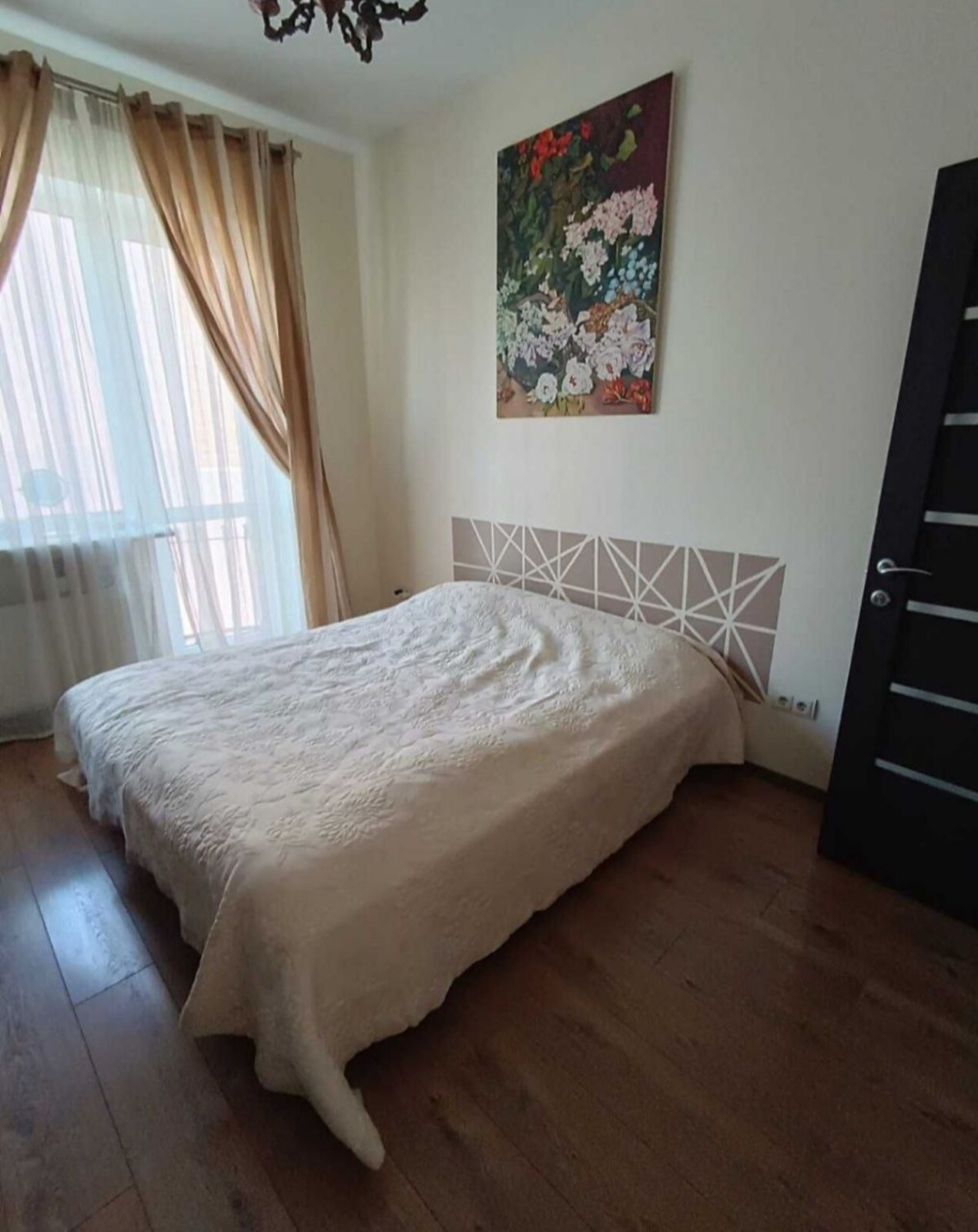 Біля моря 2 кімнатна квартира з ремонтом фото 1 Біля моря 2 кімнатна квартира з ремонтом фото 1