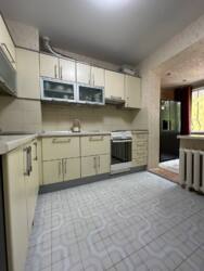 Класна простора 3 к квартира на 2 поверсі. фото 1 Класна простора 3 к квартира на 2 поверсі. фото 1