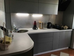 До продажу пропонується 3к.к-ра великої площі,70м2,в гарному житловому стані фото 11 До продажу пропонується 3к.к-ра великої площі,70м2,в гарному житловому стані фото 11