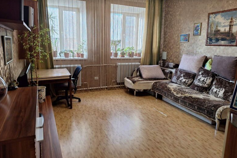 Продаж 3к квартири 62 кв. м на вул. Миколи Зерова 30 фото 1 Продаж 3к квартири 62 кв. м на вул. Миколи Зерова 30 фото 1