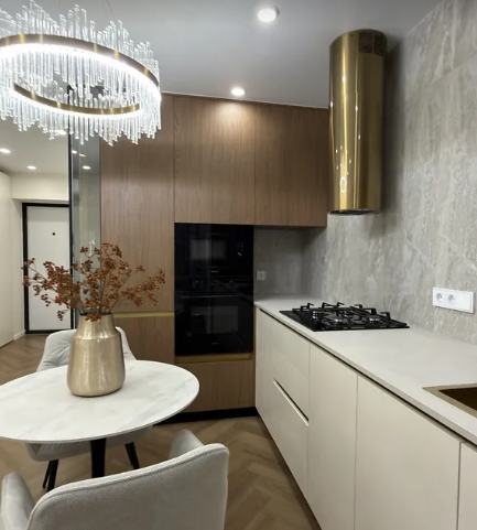 ������ 1� �������� 48 ��. � � ��������� ���� 1