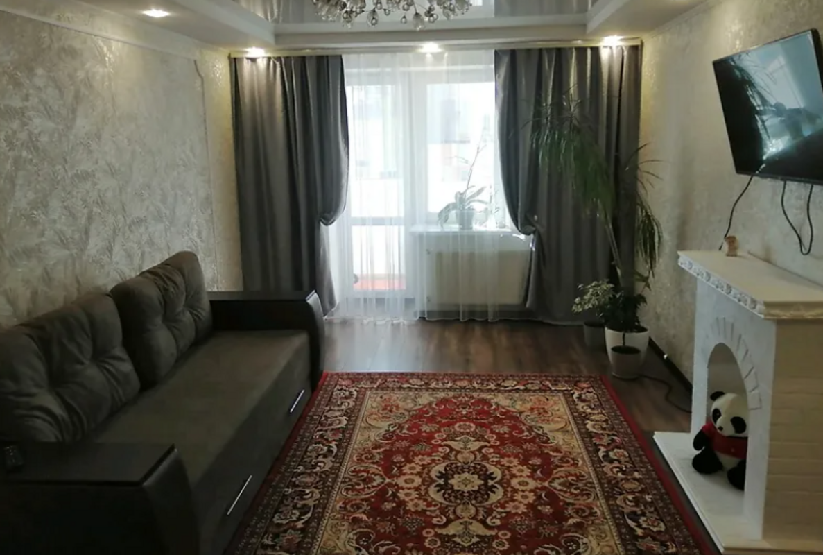 Продаж 3к квартири 105 кв. м на вул. Миколаївська фото 1 Продаж 3к квартири 105 кв. м на вул. Миколаївська фото 1