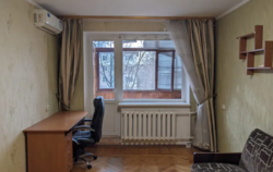 Продаж 1к квартири 30.2 кв. м на просп. Космонавтів фото 1 Продаж 1к квартири 30.2 кв. м на просп. Космонавтів фото 1