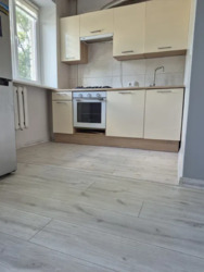 Продаж 2 кмн квартири, Бабурка (Поліклініка) фото 1 Продаж 2 кмн квартири, Бабурка (Поліклініка) фото 1