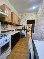 Продаж 2 кімнатної сталінки, Металургів (проспект Соборний) фото 12 Продаж 2 кімнатної сталінки, Металургів (проспект Соборний) фото 12