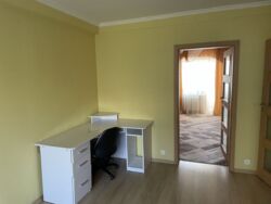 Продаж 2 кмн квартири, центр Космічного району. фото 1 Продаж 2 кмн квартири, центр Космічного району. фото 1