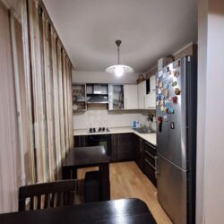 Квартира на Космосі по вулиці Комарова фото 3 Квартира на Космосі по вулиці Комарова фото 3